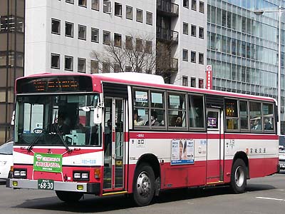 M6830_01.jpg